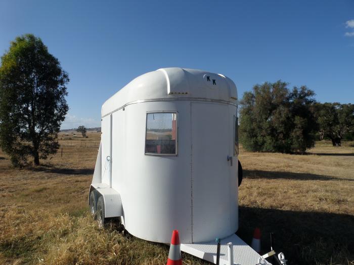 Kara Kar float for sale, current NSW Registration Floats