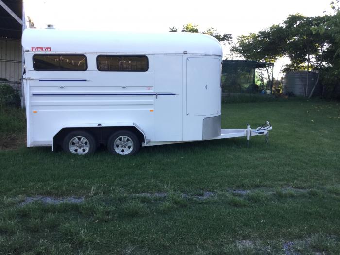 2010 Kara Kar Deluxe 3 Horse Angle Load Float Floats & Accessories