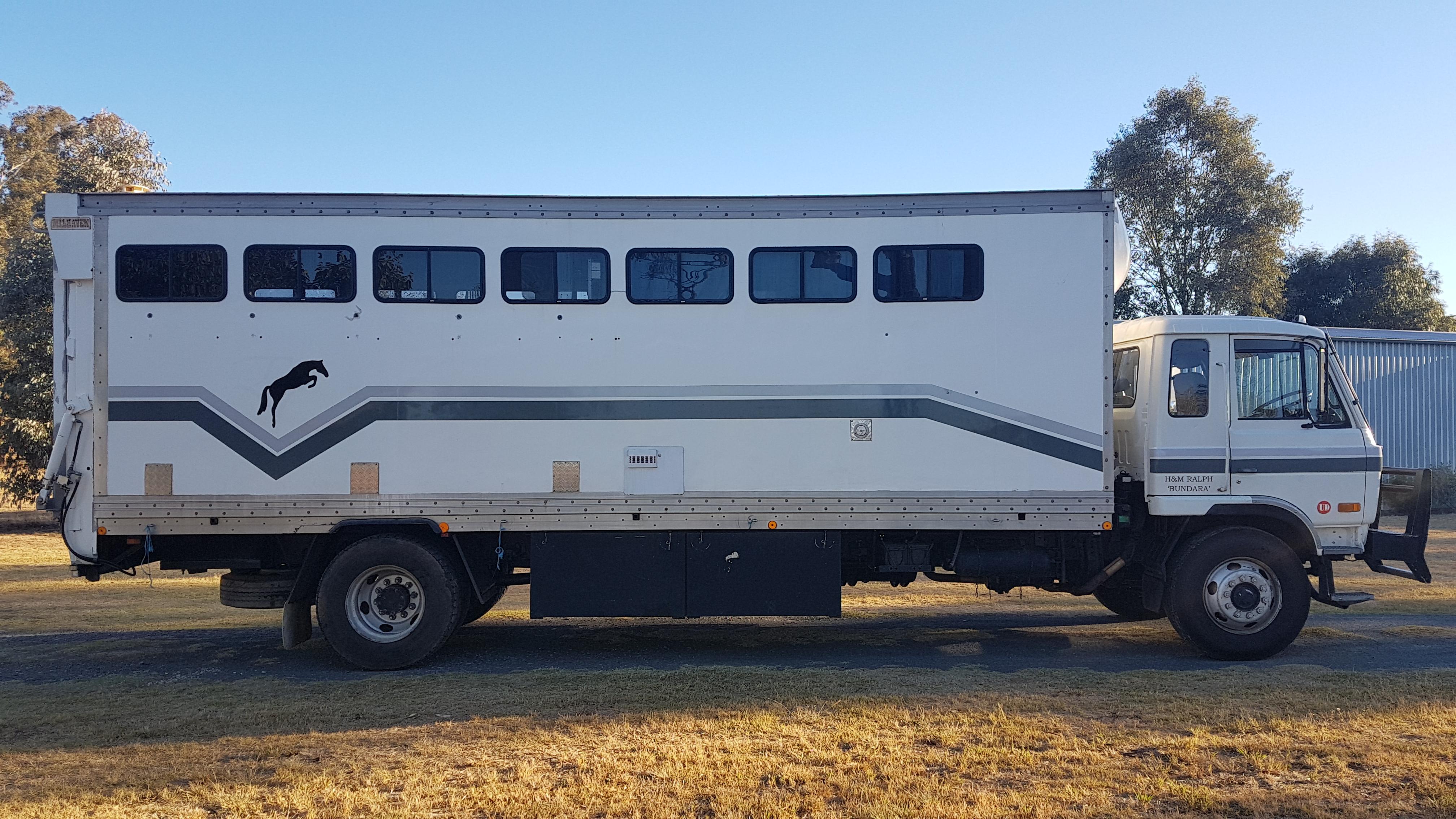 Trucks Transport & Vehicles Horsezone Page 1