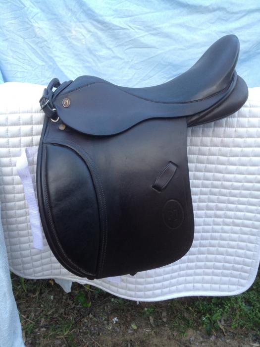 Dressage and Shows Saddles Horsezone Page 1