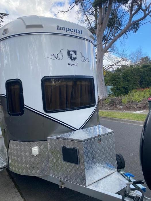 Imperial 2HAL Deluxe Flagship Camper