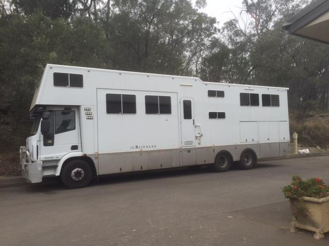 2010 ML225 Iveco 588L + 2014 Rivenlee Float